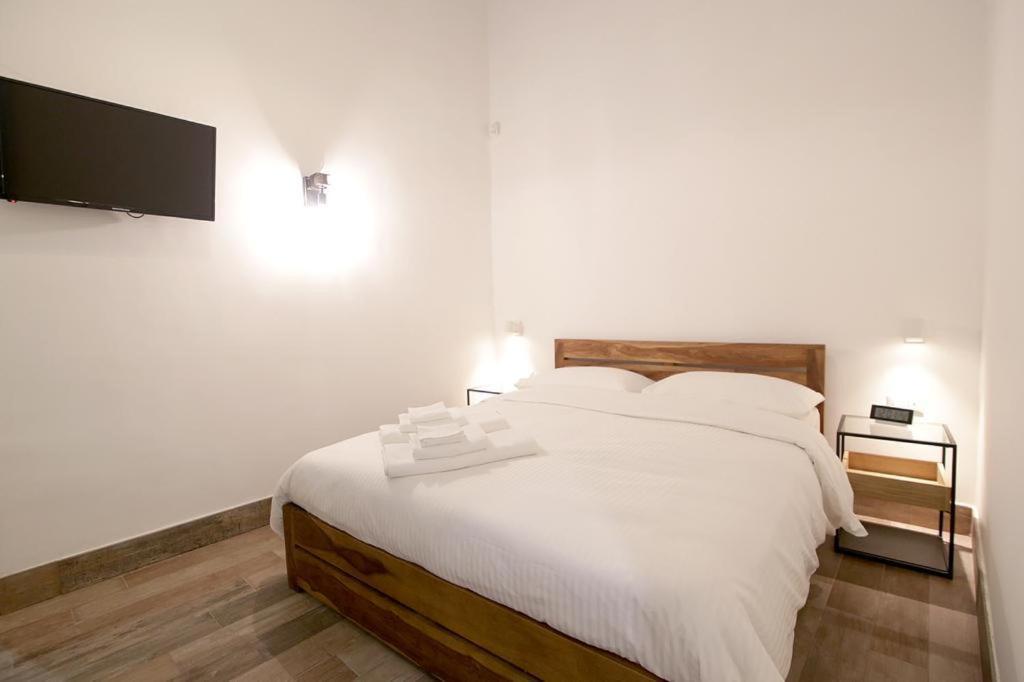 Antica Residenza Fusco Hotel Наполи Екстериор снимка
