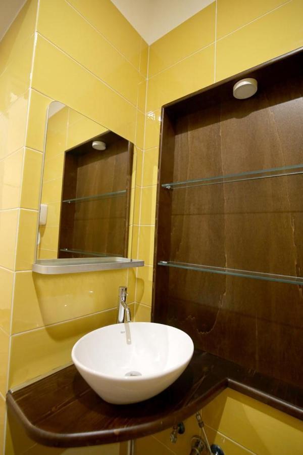 Antica Residenza Fusco Hotel Наполи Екстериор снимка
